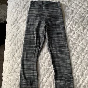 Lulu lemon blue patterned leggings